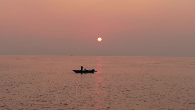 海上日出风景 渔船出海 自然风光
