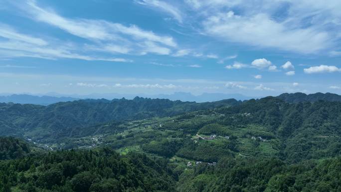 4K航拍张家界大山山区村庄民宿6