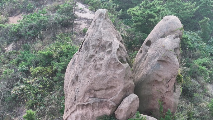 航拍山东荣成人和镇院夼村铁槎山奇石风景