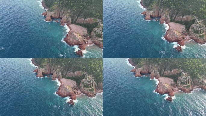 埃斯特尔山-海之角-阿吉尔角。伊斯特尔地中海沿岸有红色的岩石、沙滩和大海。法国里维埃拉的Côte d