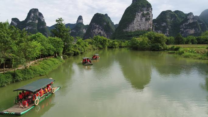 广西桂林山水游船