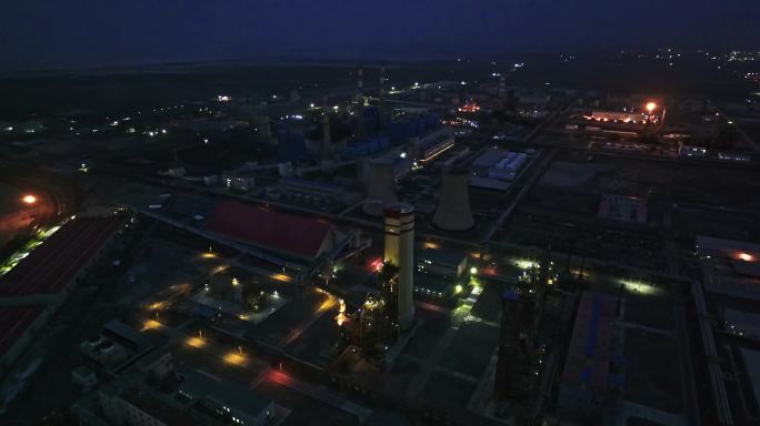 夜晚航拍察尔汗工业区