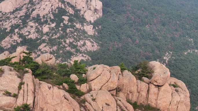 航拍山东荣成人和镇院夼村铁槎山奇石风景