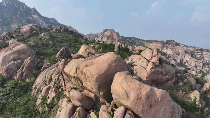 航拍山东荣成人和镇院夼村铁槎山奇石风景