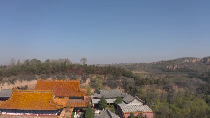 水库村庄大山寺庙琥珀大山群山国道