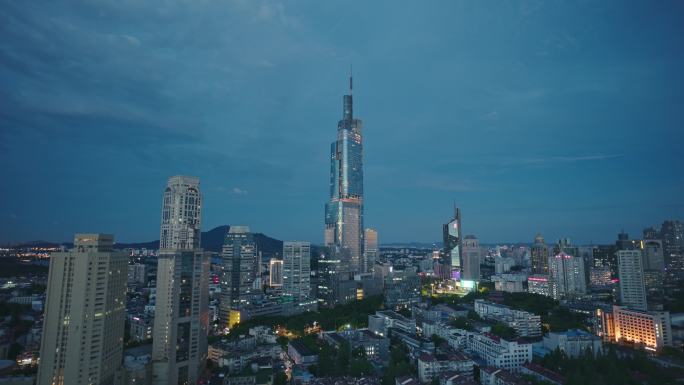 南京西桥紫峰大厦夜景推进