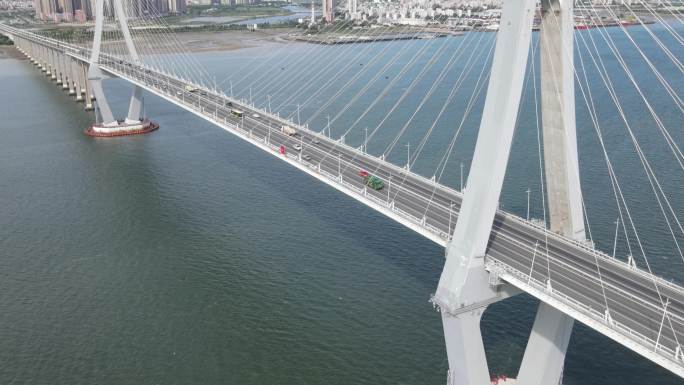 湛江海湾大桥近距离跟随拍摄