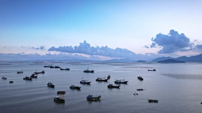 航拍福建宁德霞浦海岸滩涂日落养殖场