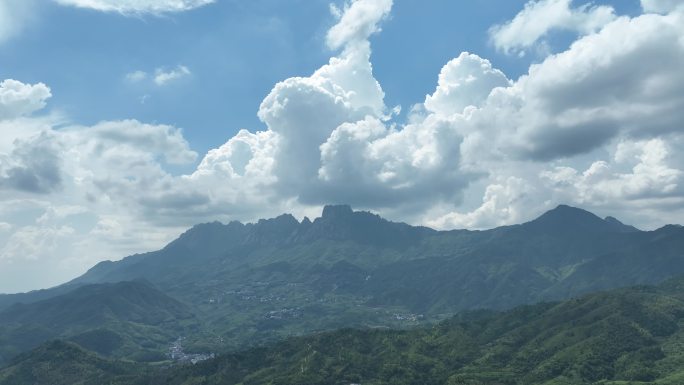 山峰群山脉风景江西省上饶市广信区灵山航拍