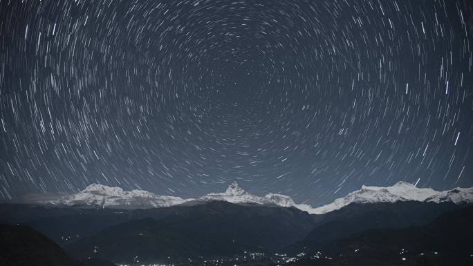 安娜普尔纳 鱼尾峰 喜马拉雅 雪山星空