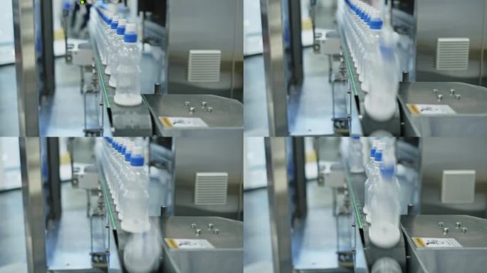空塑料瓶在工厂的生产线上移动