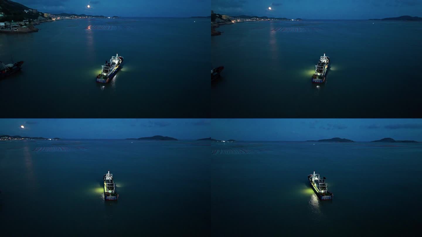 福建霞浦嵛山岛东壁村 渔船 月光下的渔村