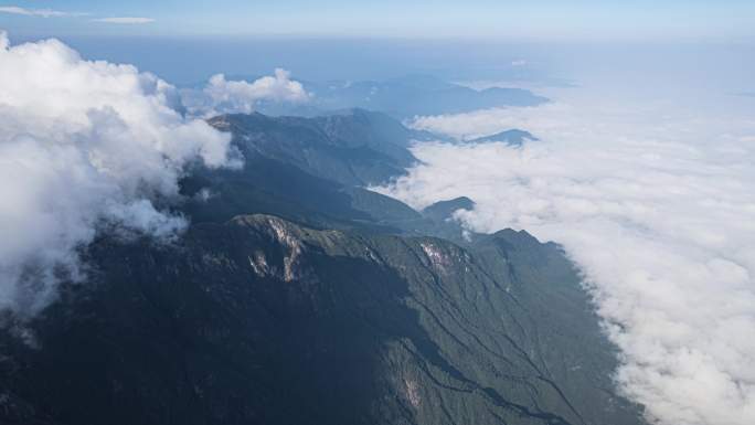 8K江西萍乡武功山峰流瀑云海航拍延时