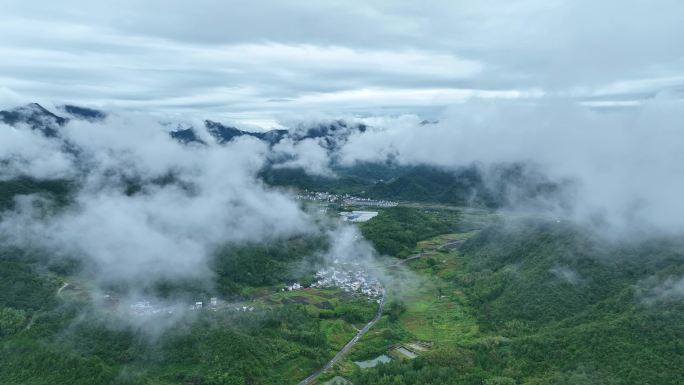 航拍安徽省黟县黄山西递古村落