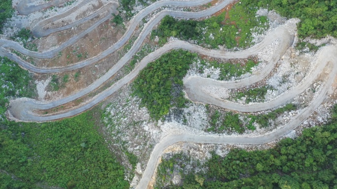 贵州高山盘山公路