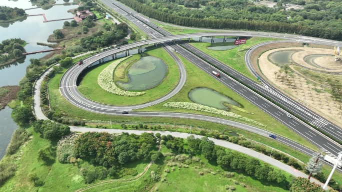 江苏 无锡地标 太湖 湖景 公路