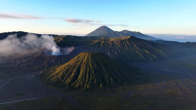 印尼布朗姆火山