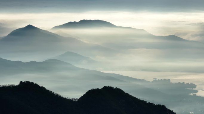 4K航拍泰山日出云海