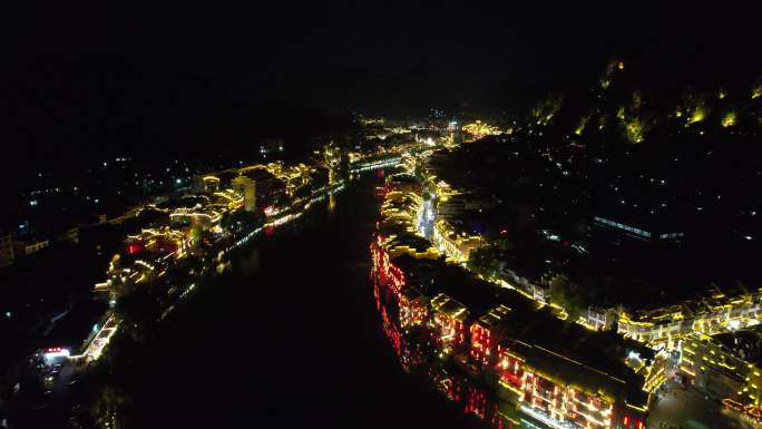 贵州镇远古镇夜景灯光航拍