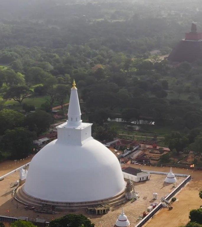 阿努拉德普勒的佛教寺庙。斯里兰卡。