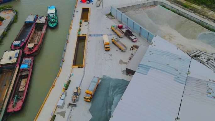 上海闸江装卸储运厂运沙装船4K航拍