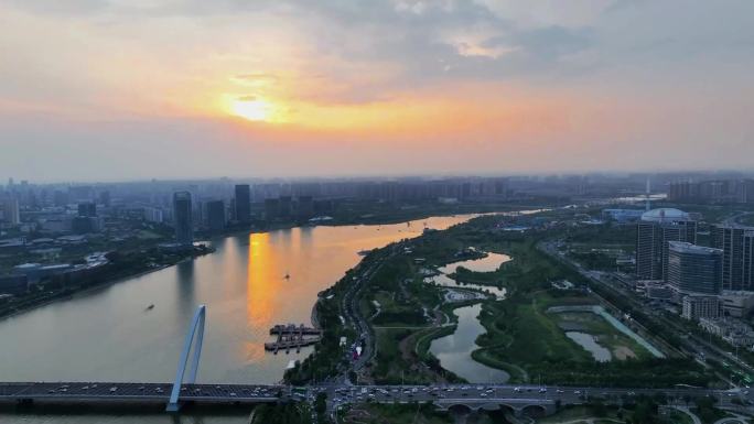 西安后海·彩虹桥夕阳浐灞生态区夜景