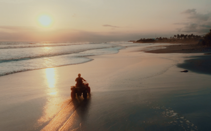 海边ATV骑行