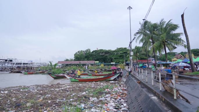 缅甸海边港口货运风光