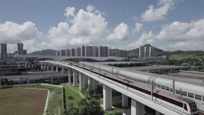 港铁 深圳北站 龙华线和谐号 动车