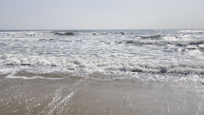 海边沙滩，海浪，第一长沙滩龙海天