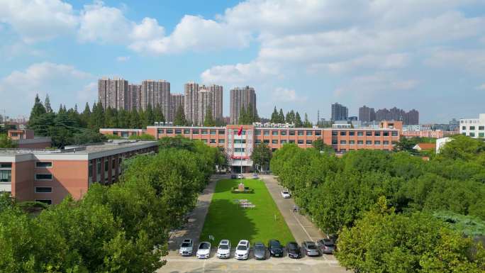 同济大学