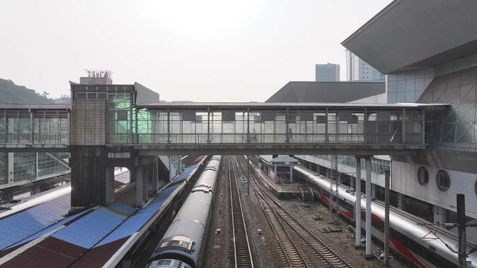 4K-Log-航拍广州东站，进站上车