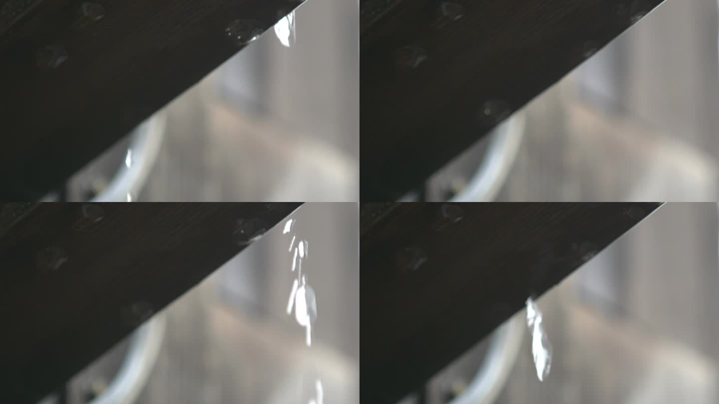 屋檐下在滴水 下雨 空镜
