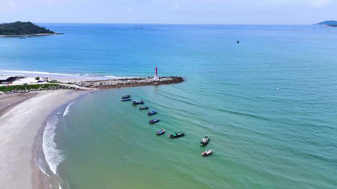 海海边灯塔海水沙滩夏威夷风光