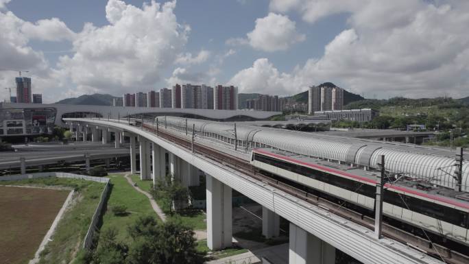 港铁4号线龙华线2023年4k航拍