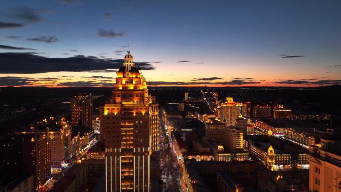 中国内蒙古呼伦贝尔满洲里市城市日落风光