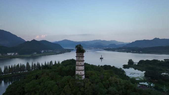 杭州建德梅城古镇南峰塔