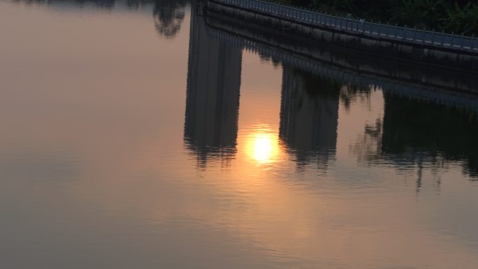 水面太阳