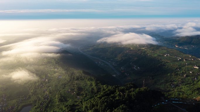 龙泉山成简快速朝霞云海