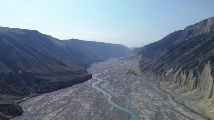 4K航拍新疆风景安集海大峡谷