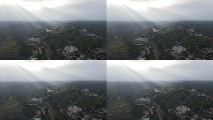 陕西榆林佳县雨后黄河旁地貌耶稣光4