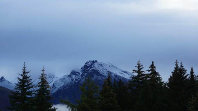 雪山延时摄影