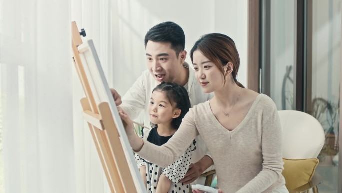 一家人绘画 父母教孩子绘画 幸福家庭