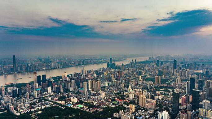 湖北武汉长江沿岸城市风景航拍延时摄影