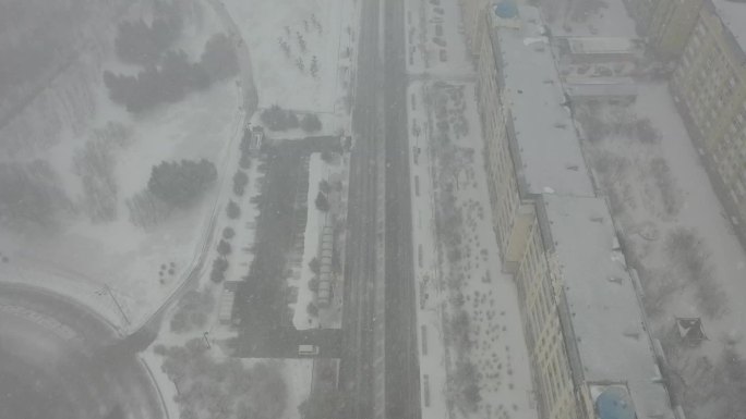 城市大雪航拍