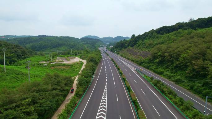 高速公路长镜头航拍