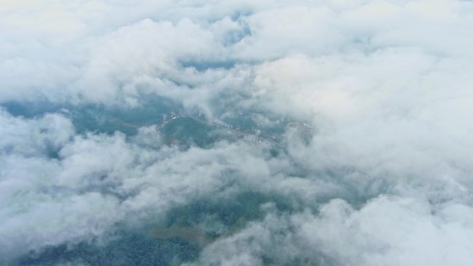 穿云云上俯瞰云朵云海云端6K视频09