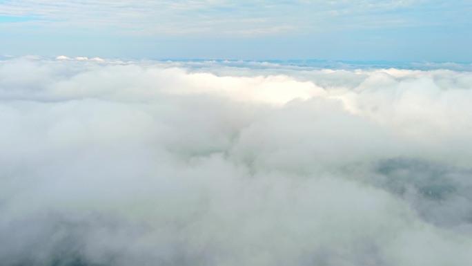 穿云云上俯瞰云朵云海云端6K视频24