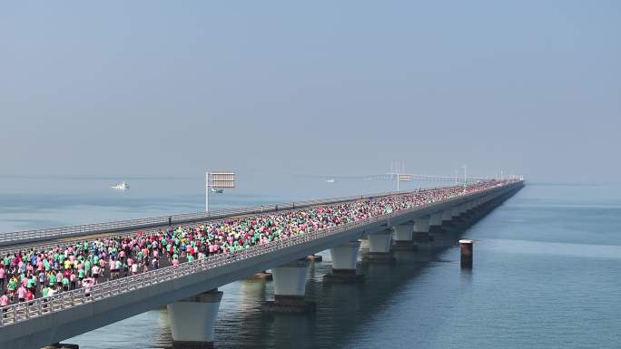 青岛海上马拉松跨海大桥
