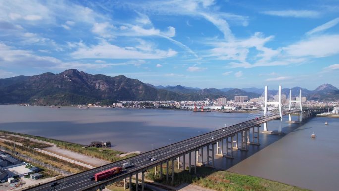 4K航拍温州大桥 现代都市立体交通网络